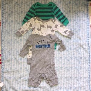 Simple joys by Carter’s 3pcs baby boy Jumpsuits (Newborn)